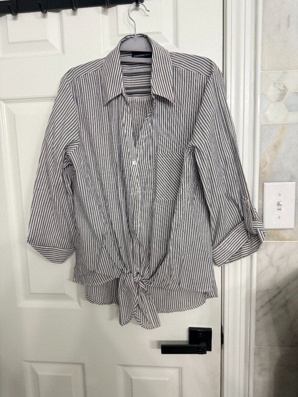 Fortune + Ivy Gray White Striped Roll Tab Tie Front Button Down XL